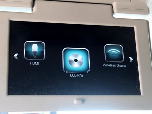 Used 2017 GMC Yukon XL Denali w/ Open Road Package image 26