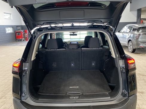 Certified 2021 Nissan Rogue SV image 24