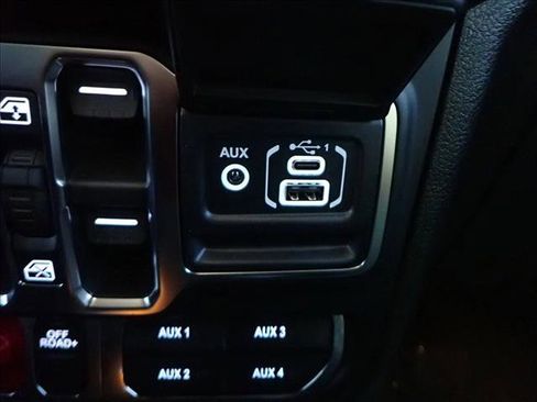 New 2026 Jeep Gladiator Mojave image 19