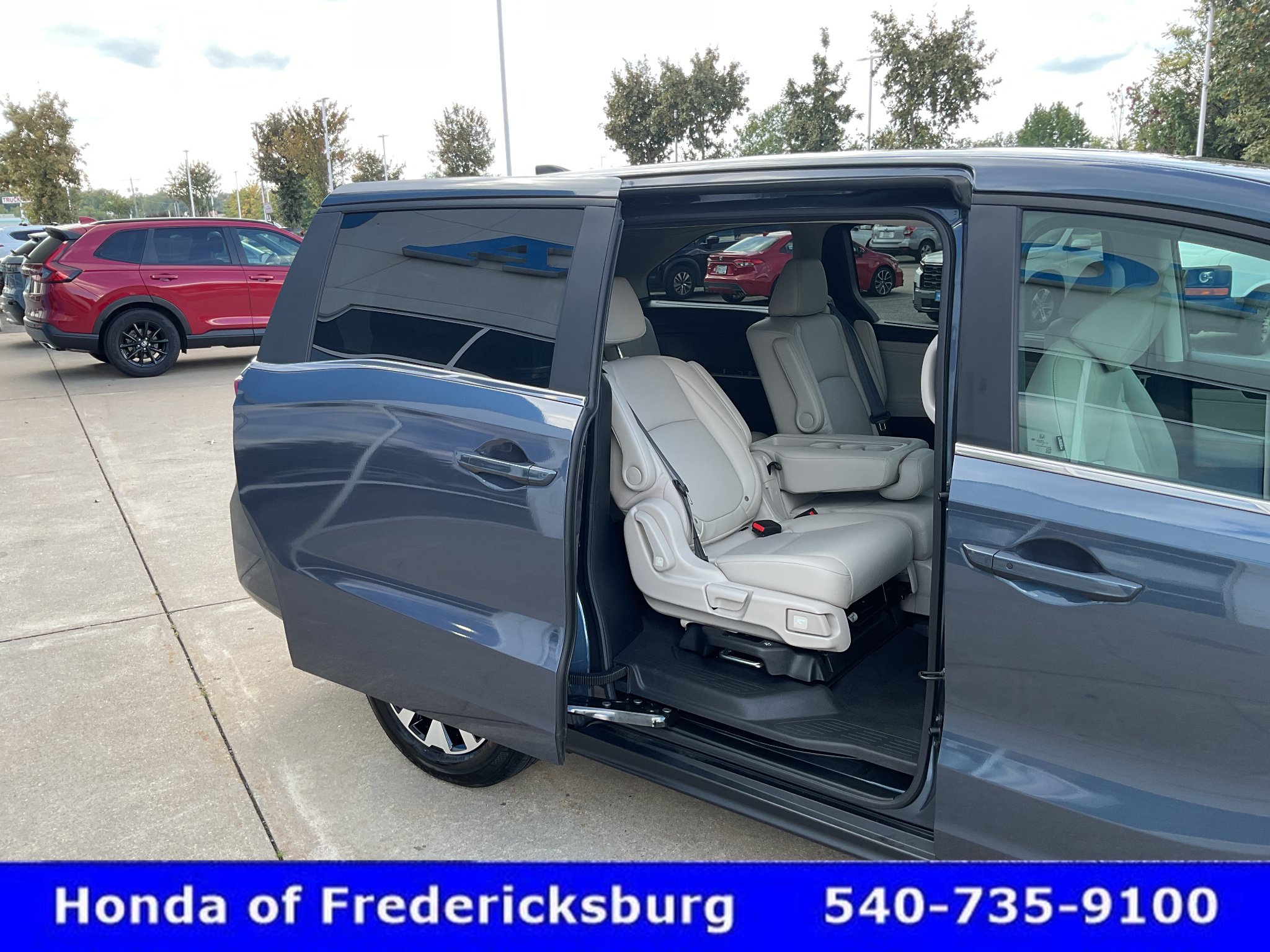 Used 2026 Honda Odyssey EX-L image 18