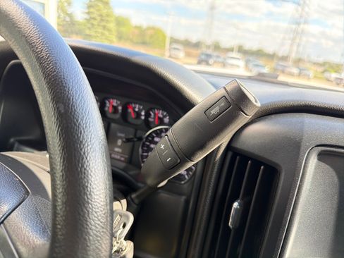 Used 2018 GMC Sierra 1500 4x4 Crew Cab w/ Sierra Appearance Package image 15