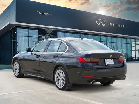 Used 2025 BMW 330i Sedan image 5