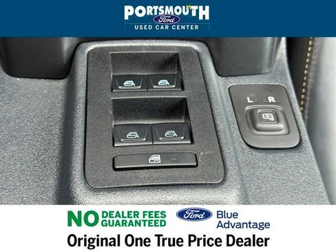 Used 2025 Ford Bronco Badlands image 22