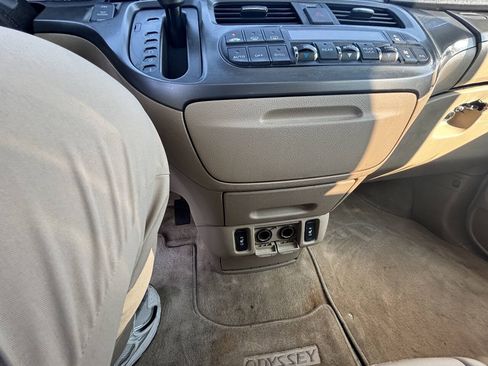 Used 2005 Honda Odyssey EX-L image 45