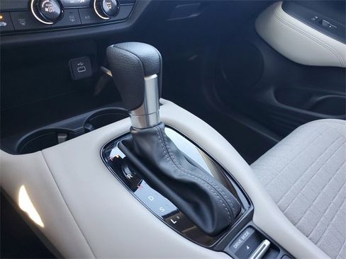 Used 2025 Honda HR-V LX image 26
