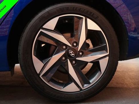 Used 2023 Hyundai Elantra SEL w/ Convenience Package image 75