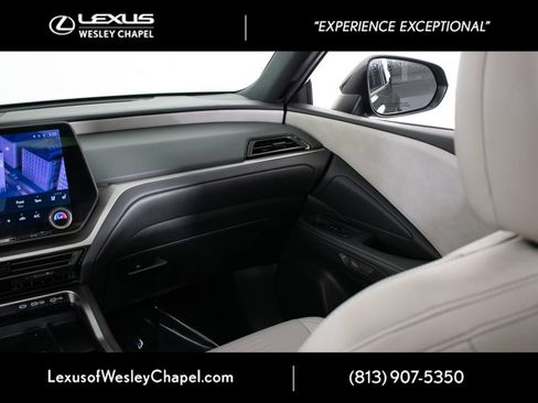 Used 2024 Lexus TX 350 FWD w/ Captains Chair Package image 33