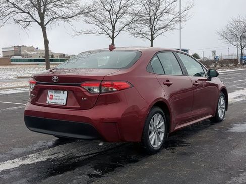 Certified 2024 Toyota Corolla LE w/ LE Convenience Package image 5