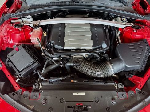 Used 2017 Chevrolet Camaro SS RWD image 24