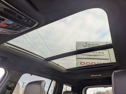 New 2025 Jeep Grand Cherokee L Summit image 23