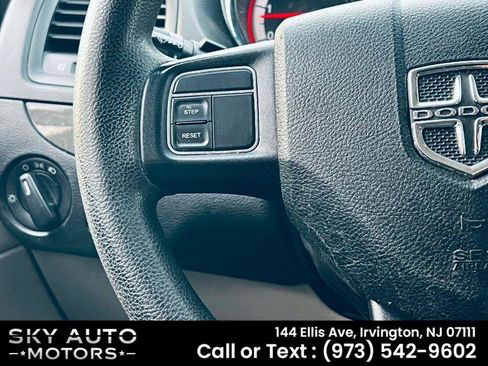 Used 2014 Dodge Grand Caravan SXT image 15