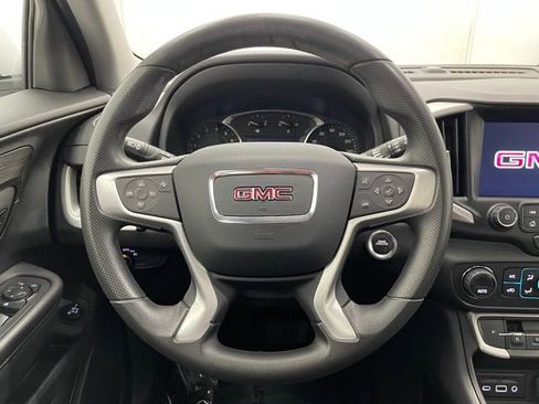 Certified 2022 GMC Terrain SLE w/ Driver Convenience Package image 11