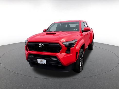Used 2024 Toyota Tacoma TRD Sport RWD image 4