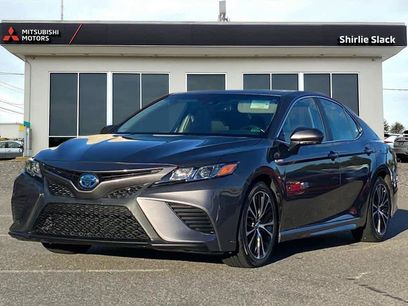 Used 2018 Toyota Camry SE