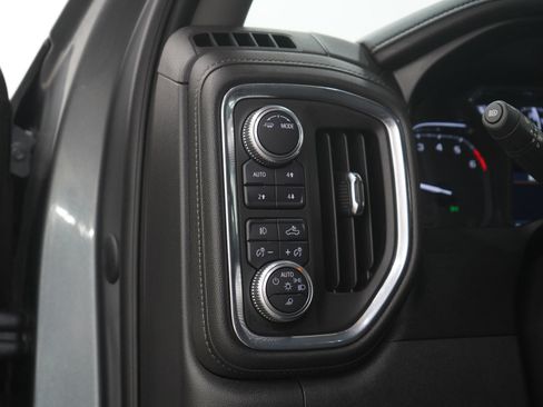Used 2020 GMC Sierra 1500 SLT w/ SLT Premium Plus Package AWD/4WD image 23