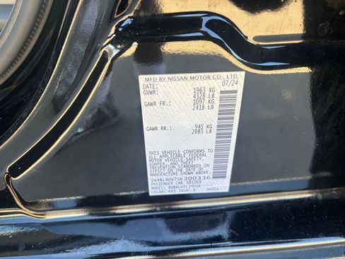 Used 2025 Nissan Altima 2.5 SV image 28