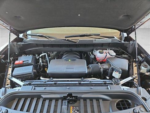 New 2026 Chevrolet Silverado 1500 RST w/ Redline Edition AWD/4WD image 17