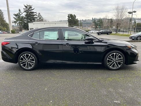 New 2026 Toyota Camry XLE image 4