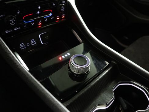 Used 2024 Jeep Grand Cherokee L Laredo image 31