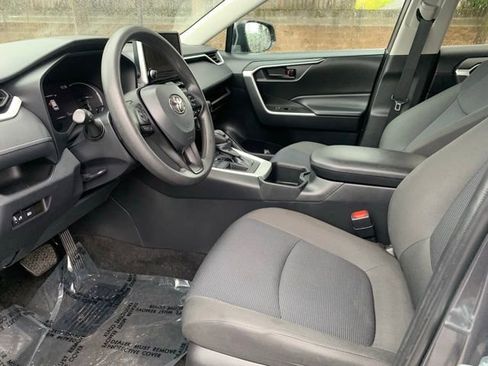 Used 2024 Toyota RAV4 LE image 11