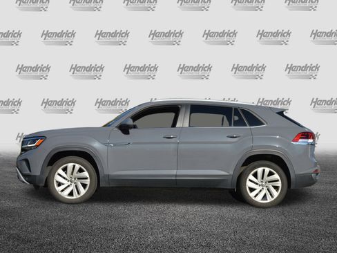 Used 2022 Volkswagen Atlas Cross Sport SE image 8