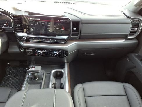 New 2026 GMC Sierra 1500 SLT w/ SLT Premium Plus Package image 18