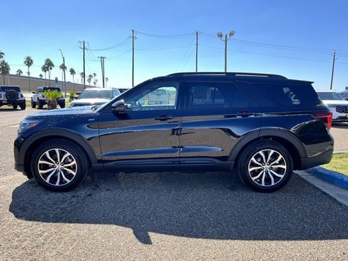 New 2026 Ford Explorer ST-Line image 4