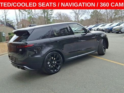 Used 2023 Land Rover Range Rover Sport SE image 8