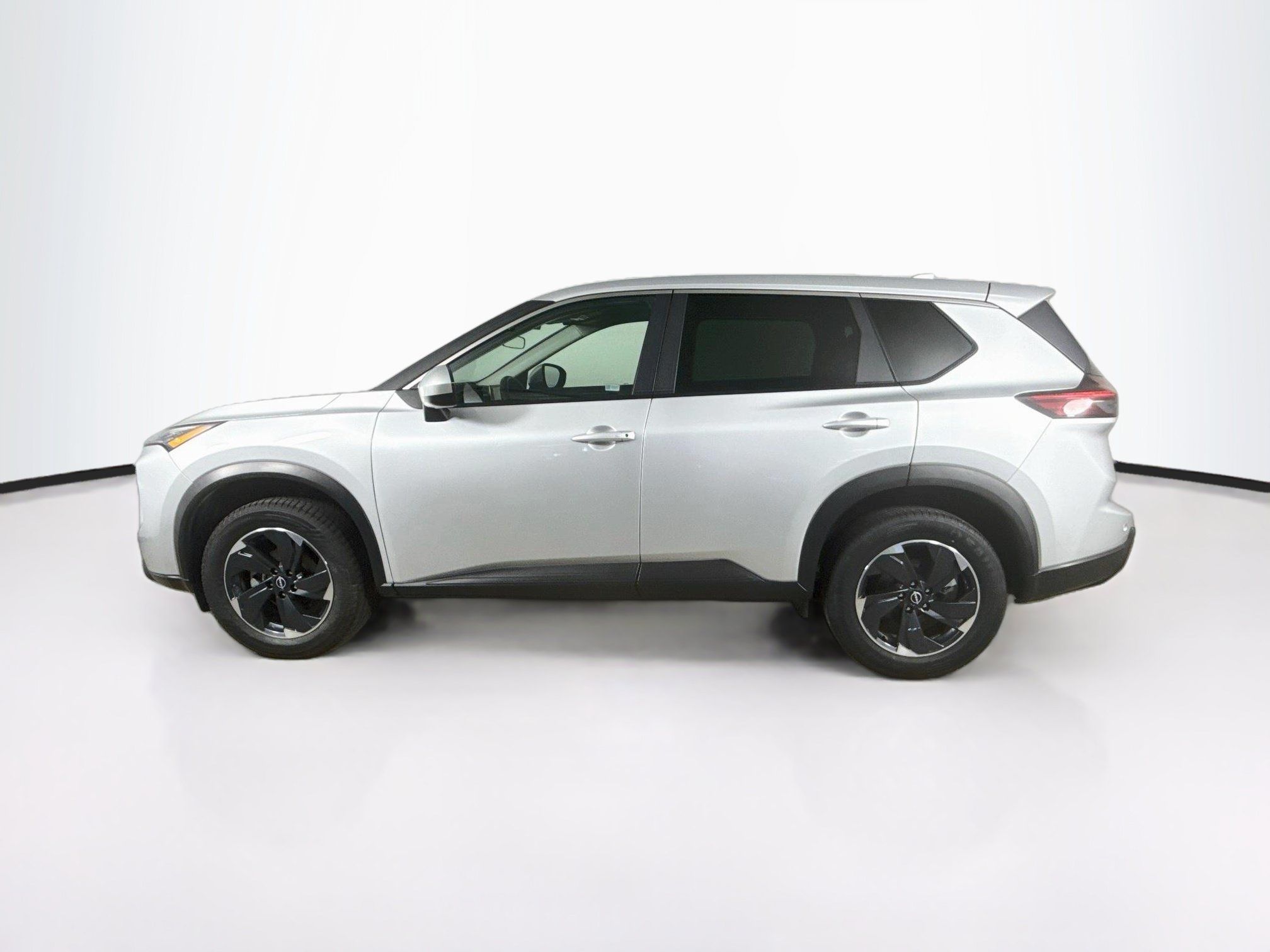 Used 2025 Nissan Rogue SV FWD image 7