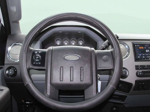 Used 2012 Ford F250 XLT w/ FX4 Off Road Pkg AWD/4WD image 12