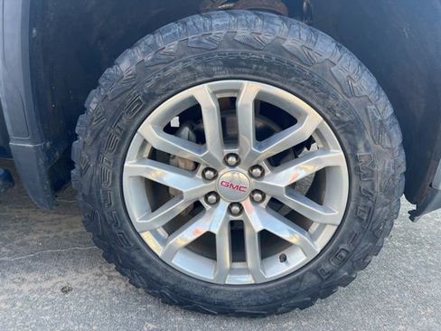 Used 2019 GMC Sierra 1500 SLT w/ SLT Premium Plus Package image 41