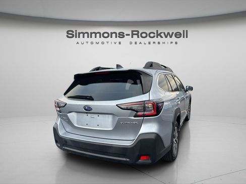 Used 2024 Subaru Outback Premium image 13