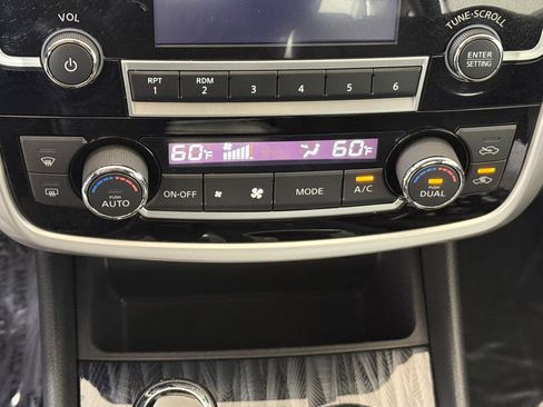 Used 2018 Nissan Altima 2.5 SL image 17