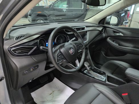 Used 2023 Buick Encore GX Essence w/ Experience Buick Package image 9