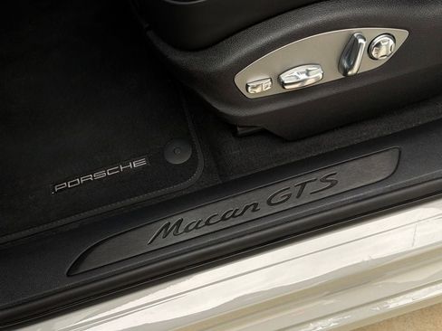 Used 2026 Porsche Macan GTS AWD/4WD image 28