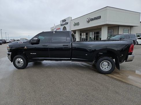 Used 2025 RAM 3500 Lone Star AWD/4WD image 3
