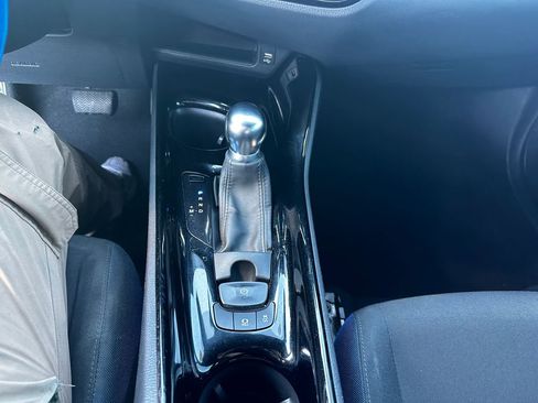 Used 2020 Toyota C-HR XLE image 55