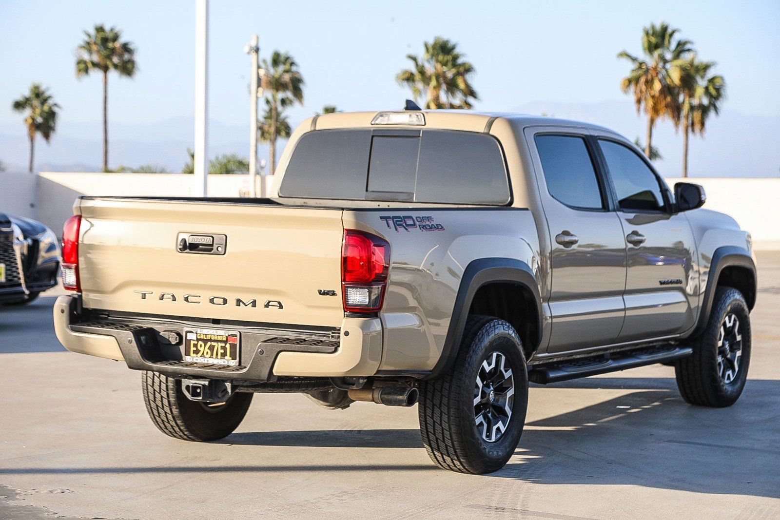 Used 2019 Toyota Tacoma TRD Off-Road w/ Technology Package RWD image 7