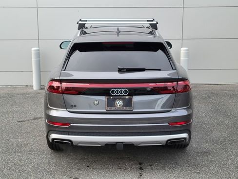 Used 2025 Audi Q8 Premium w/ Convenience Package image 8