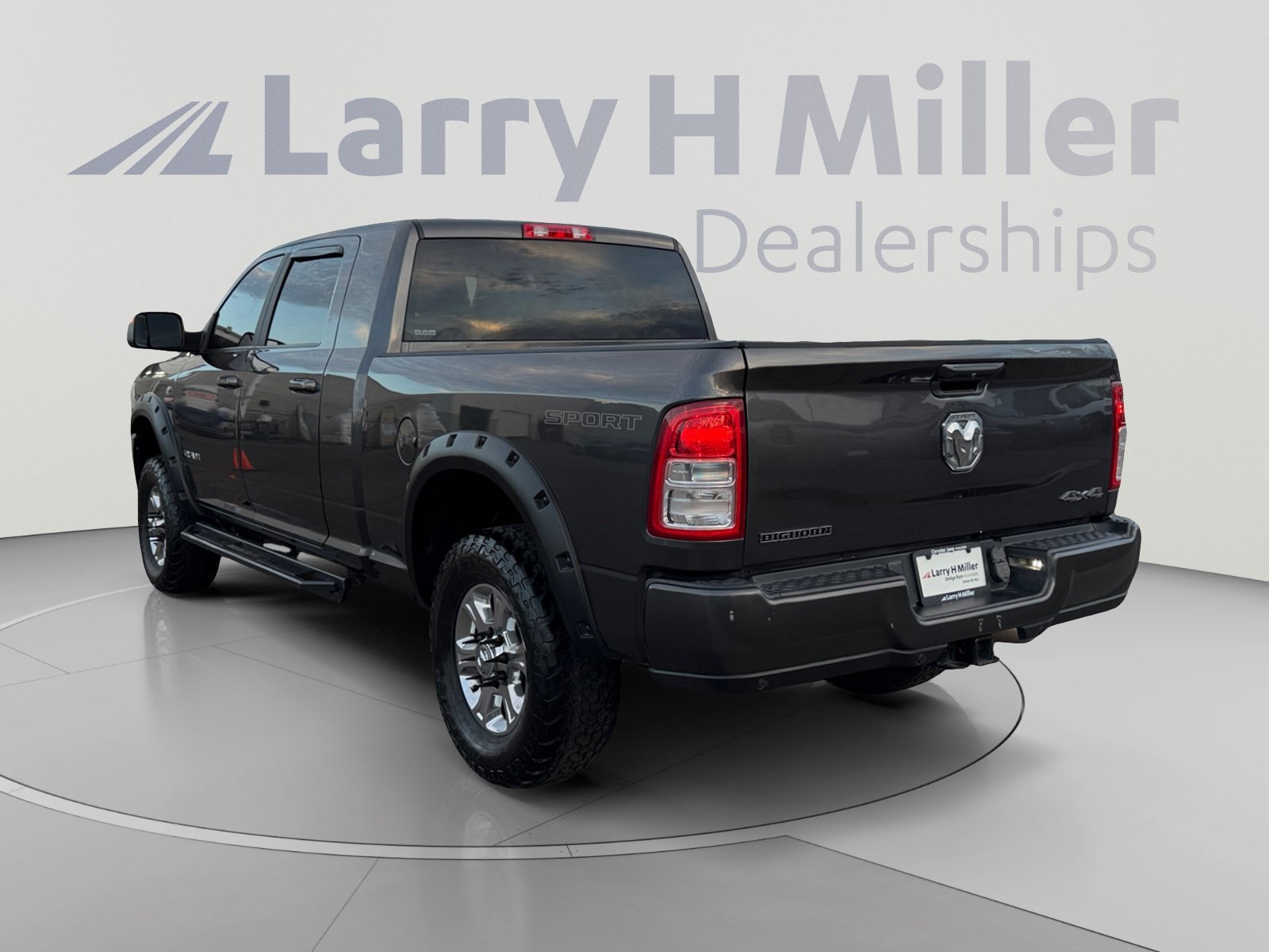 Used 2022 RAM 3500 Big Horn w/ Level A Equipment Group AWD/4WD image 3
