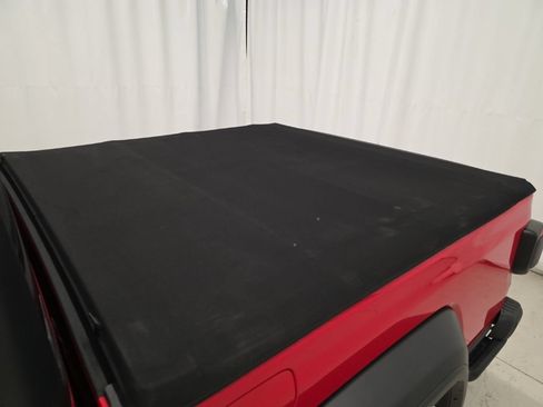 Used 2020 Jeep Gladiator Rubicon AWD/4WD image 10