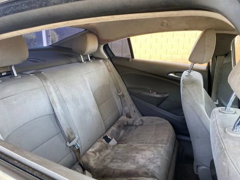Used 2017 Chevrolet Cruze LS FWD image 6