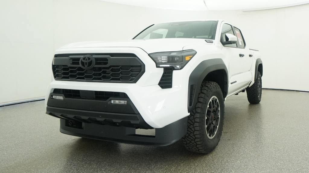 New 2026 Toyota Tacoma TRD Off-Road w/ TRD Off Road Upgrade Package AWD/4WD image 32