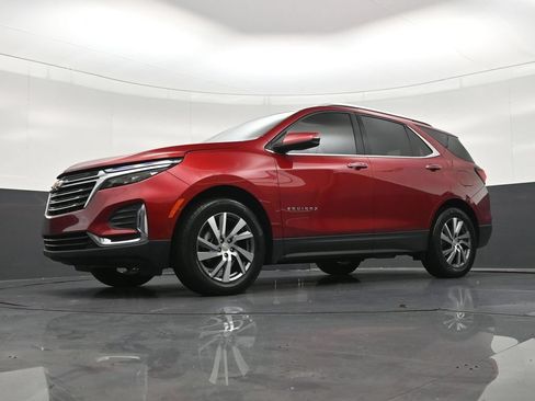 Used 2024 Chevrolet Equinox Premier FWD image 28