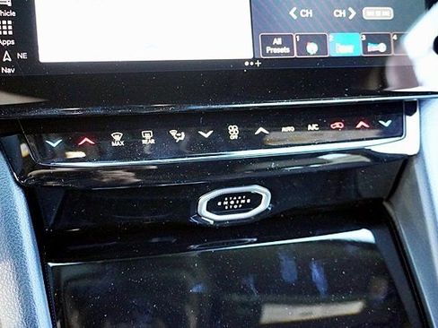 New 2026 Jeep Grand Cherokee Limited w/ Limited Altitude Package image 33