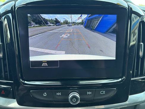Certified 2023 Chevrolet Traverse LT AWD/4WD image 21