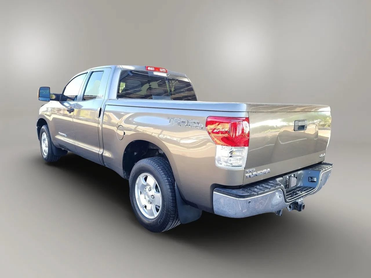 Used 2008 Toyota Tundra SR5 w/ TRD Off-Road Pkg AWD/4WD image 6