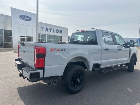 New 2025 Ford F250 XL w/ STX Appearance Package image 19