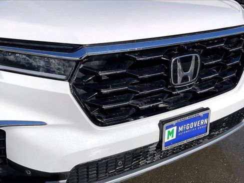 Used 2024 Honda Pilot Elite image 34