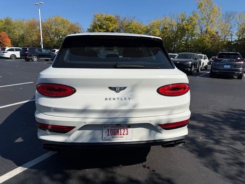 Used 2023 Bentley Bentayga image 4